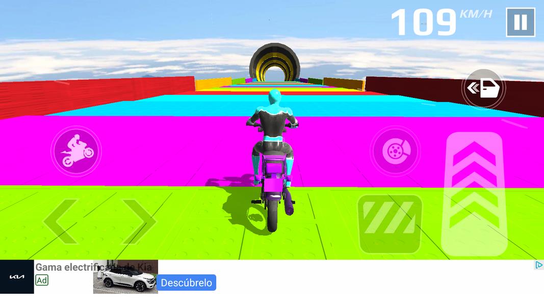 Superhero Moto Stunts Racing Screenshot 2